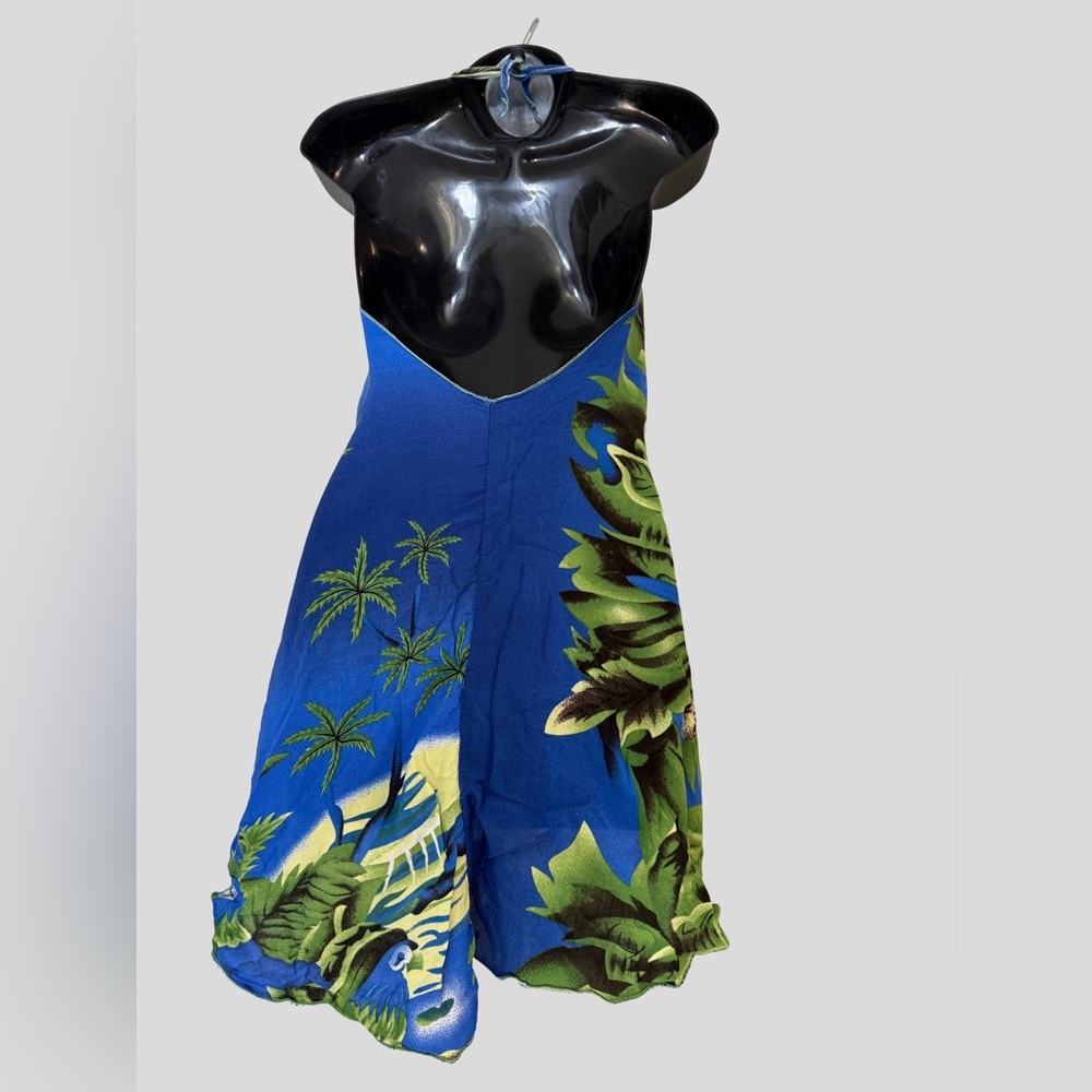Tropical Blue Halter Top - Picture 2 of 6